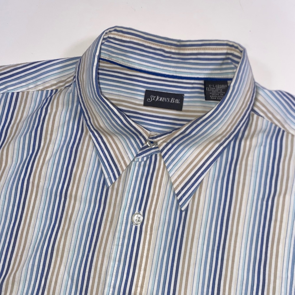 St Johns Bay Men XL Blue Tan Striped Short Sleeve Cotton Button Down Shirt DD211